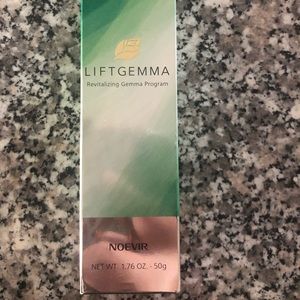 NOEVIR Liftgemma, Revitalizing Gemma Face Cream